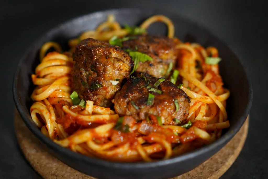 Spaghetti aux boulettes de viande et sauge - Recette par Tangerine Zest