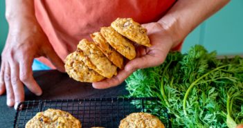 cookies carrot cakes