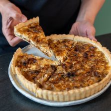 tarte à l'anciennes aux oignons fondants